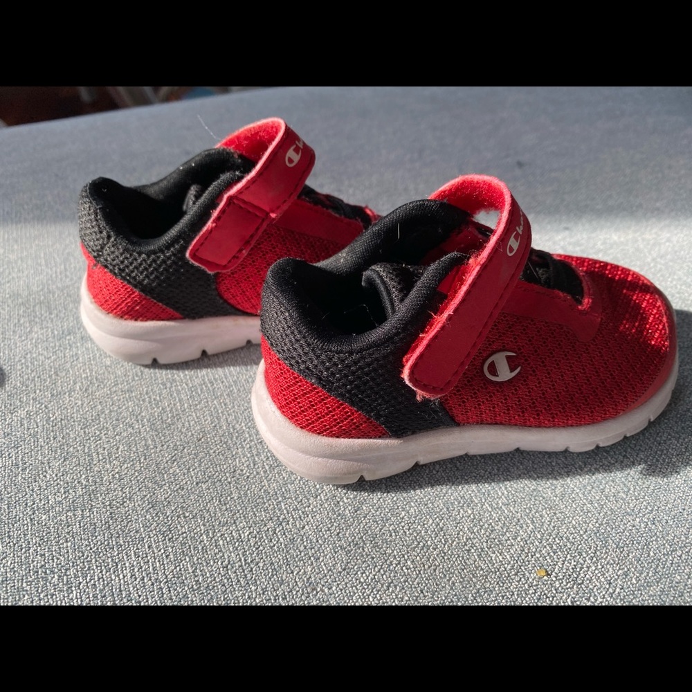 Champion Toddler Sneakers Red Size 5